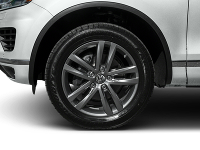 2016 Volkswagen Touareg Lux