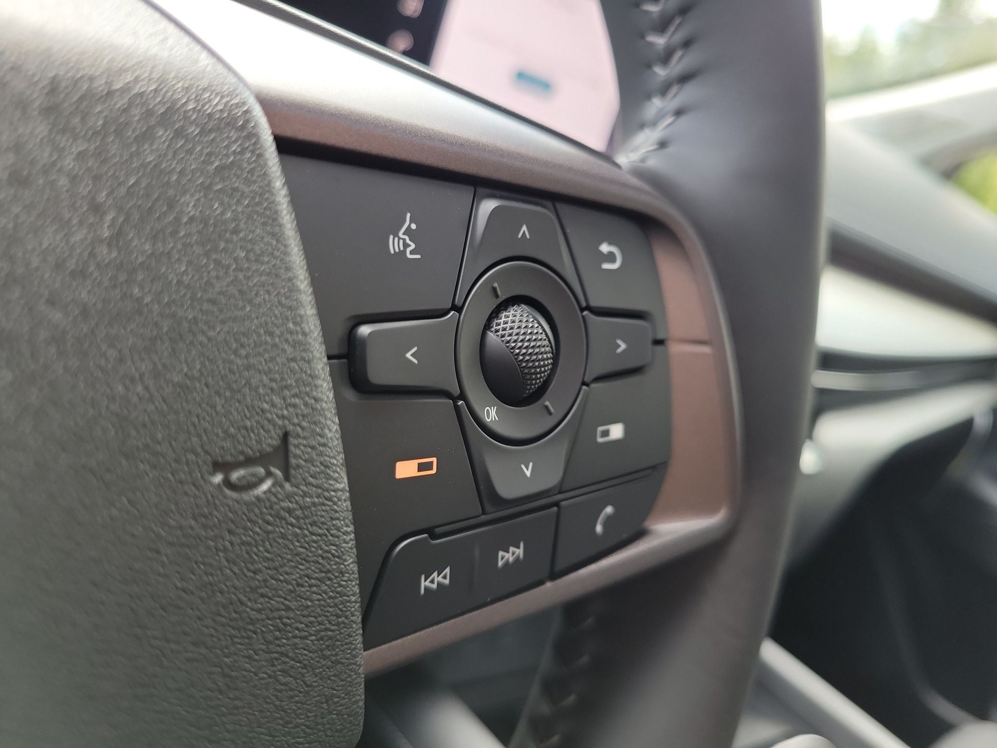 2027 Nissan Murano Dark Armor