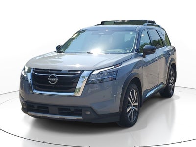 2022 Nissan Pathfinder Platinum