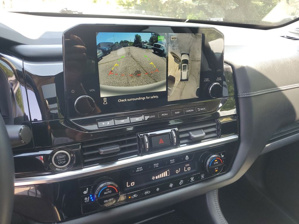 2022 Nissan Pathfinder Platinum
