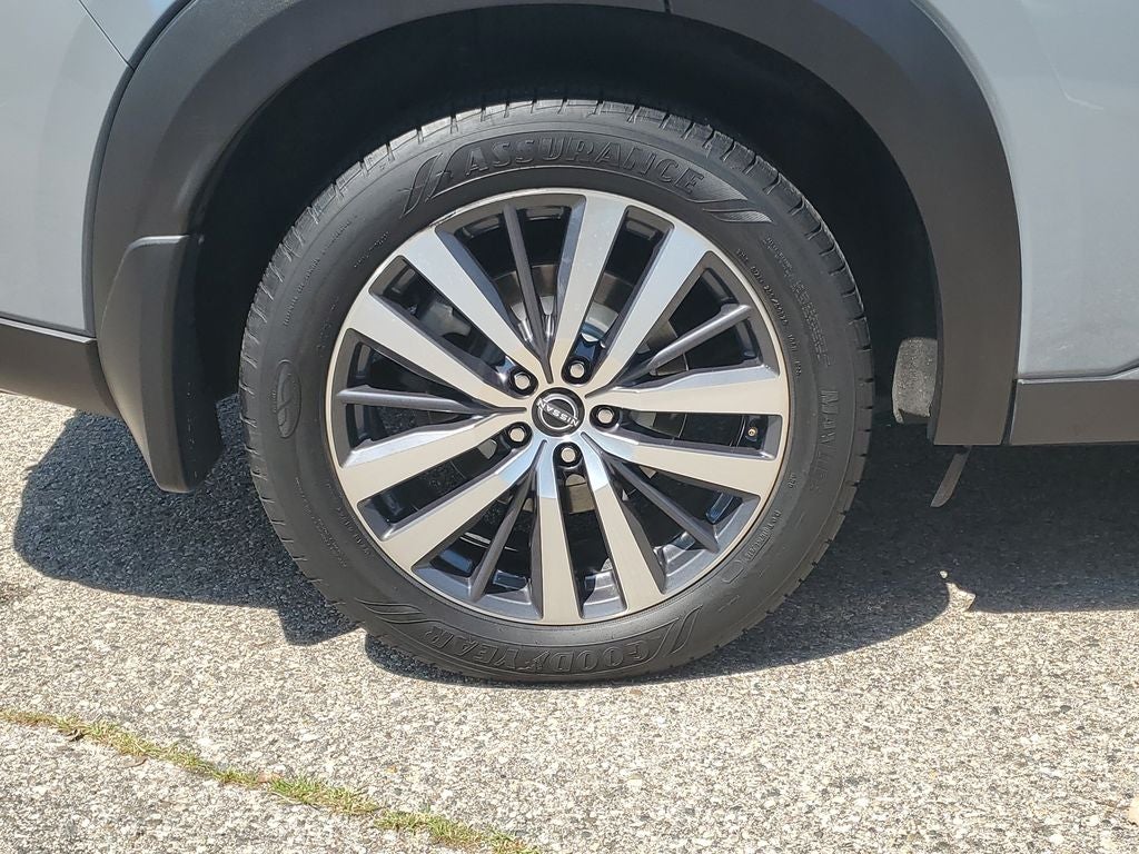 2022 Nissan Pathfinder Platinum