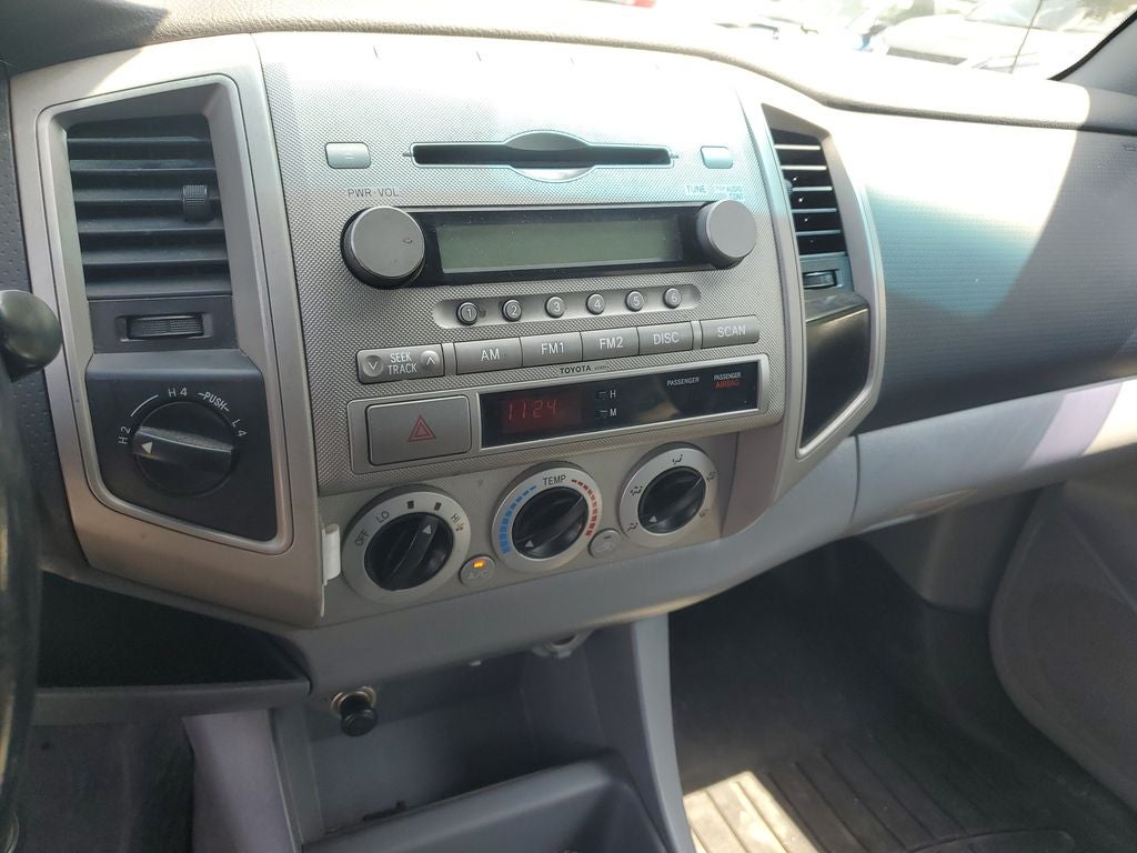 2005 Toyota Tacoma Base V6 (A5)