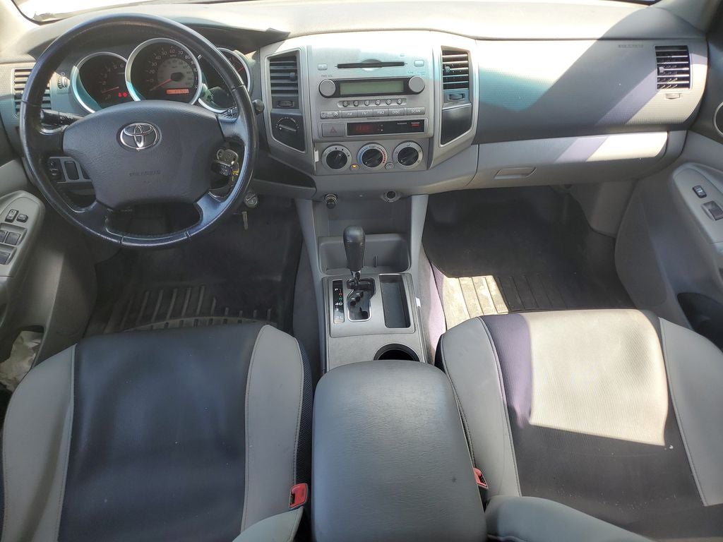 2005 Toyota Tacoma Base V6 (A5)