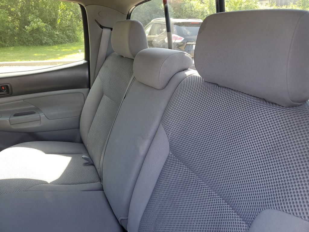 2005 Toyota Tacoma Base V6 (A5)
