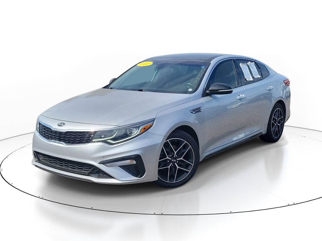 2020 Kia Optima SE's photo