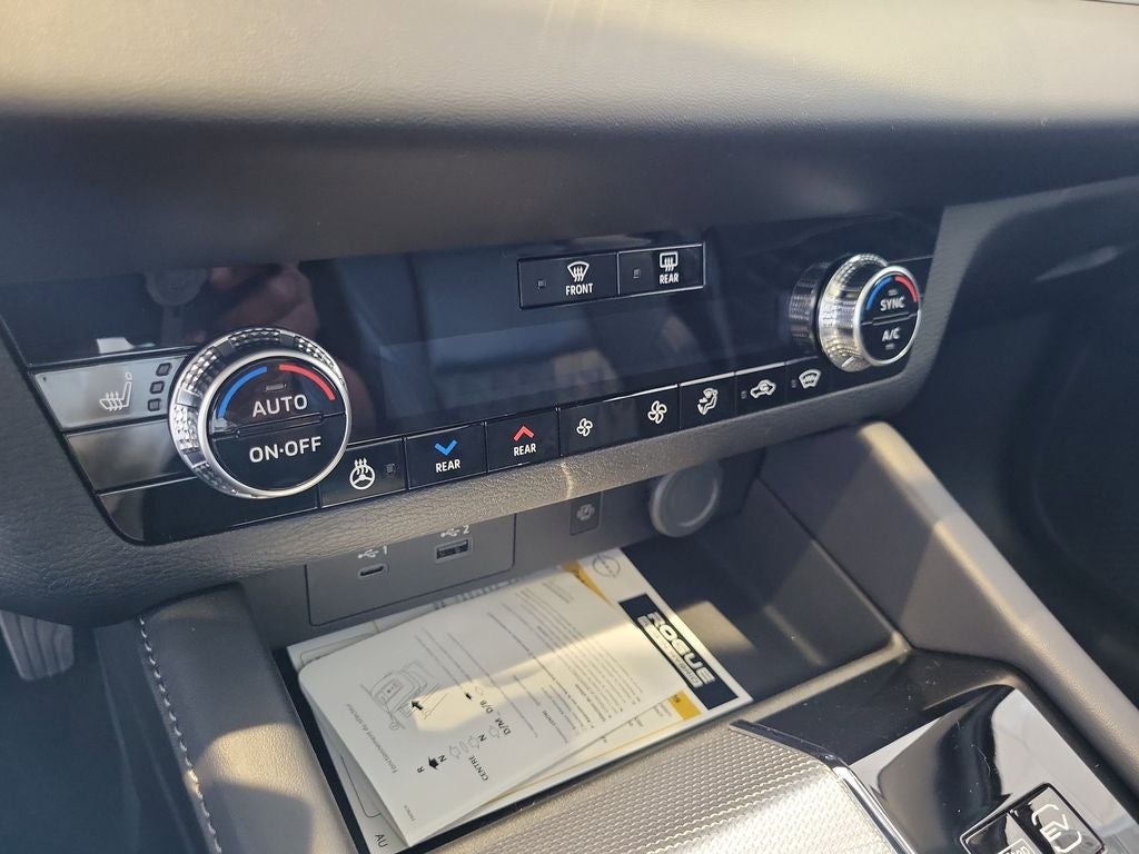 2026 Nissan Rogue Plug-in Hybrid Platinum
