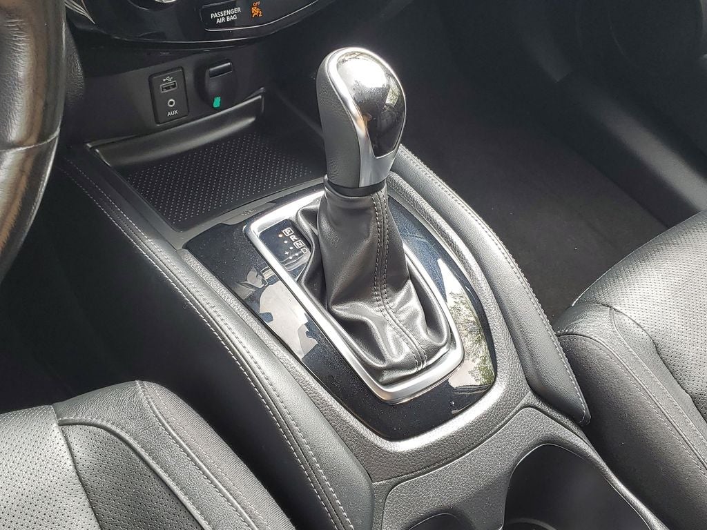2017 Nissan Rogue SL