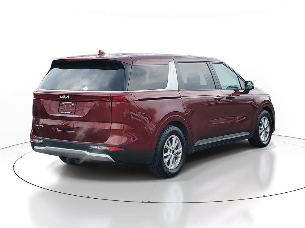 2024 Kia Carnival LX