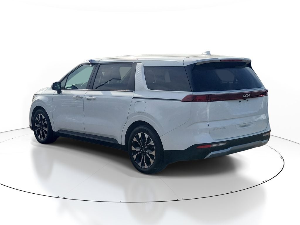 2024 Kia Carnival EX