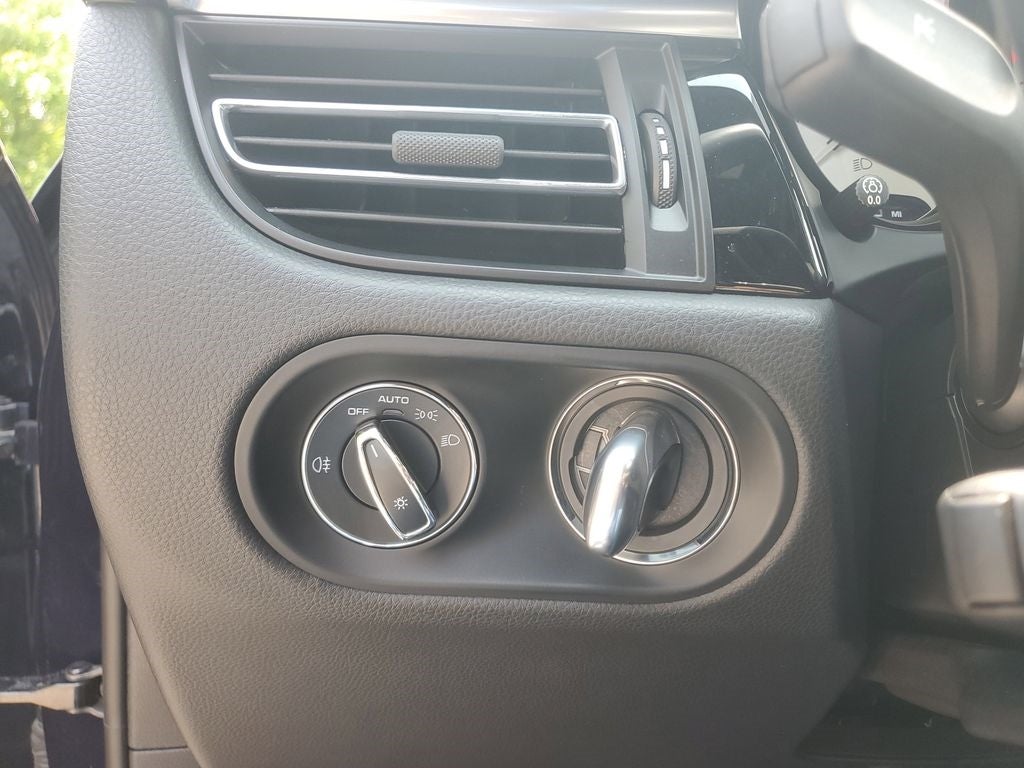 2022 Porsche Macan S