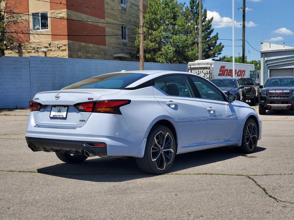 2023 Nissan Altima 2.5 SR