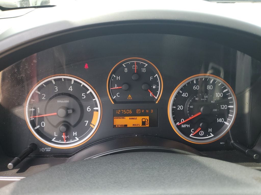 2013 Nissan Titan SV