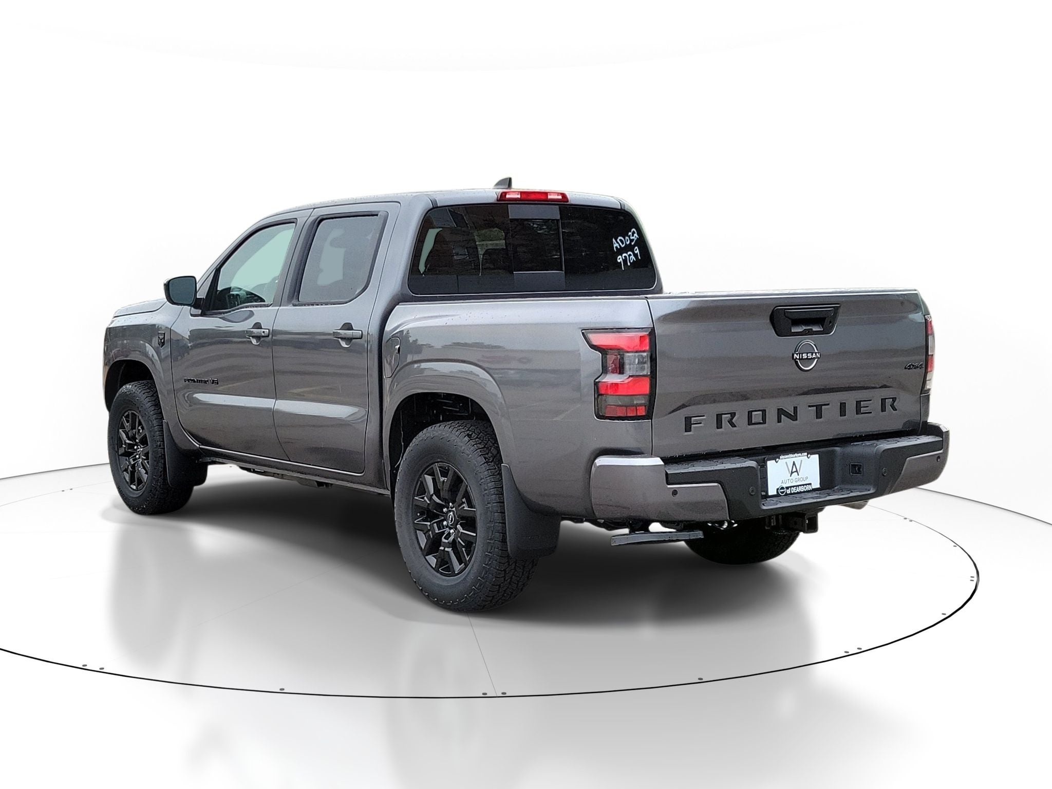 2027 Nissan Frontier SV