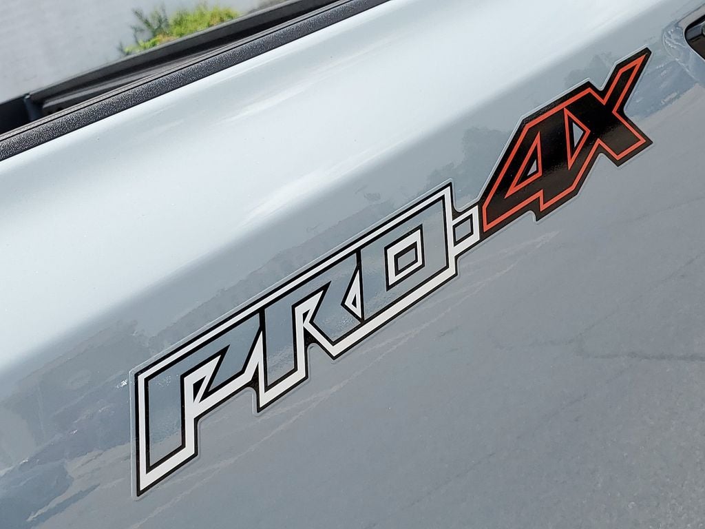 2026 Nissan Frontier PRO-4X w/R Package