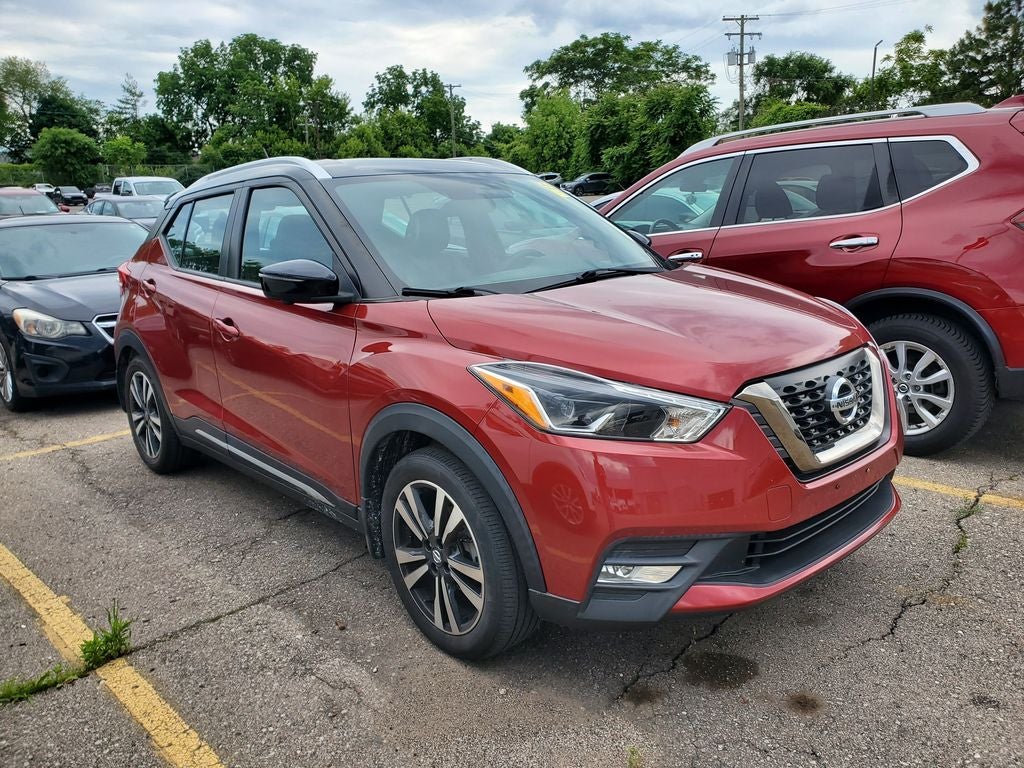 2019 Nissan Kicks SR
