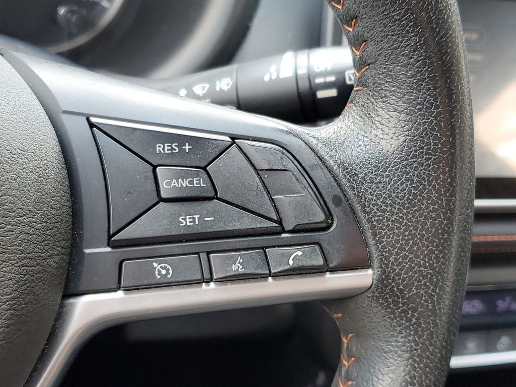 2019 Nissan Kicks SR