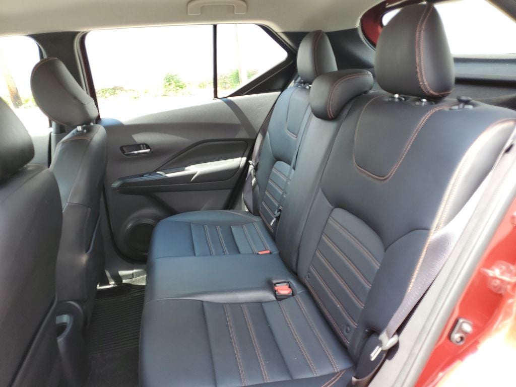 2019 Nissan Kicks SR