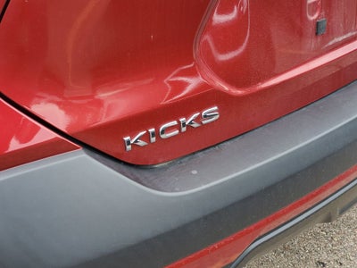 2019 Nissan Kicks SR