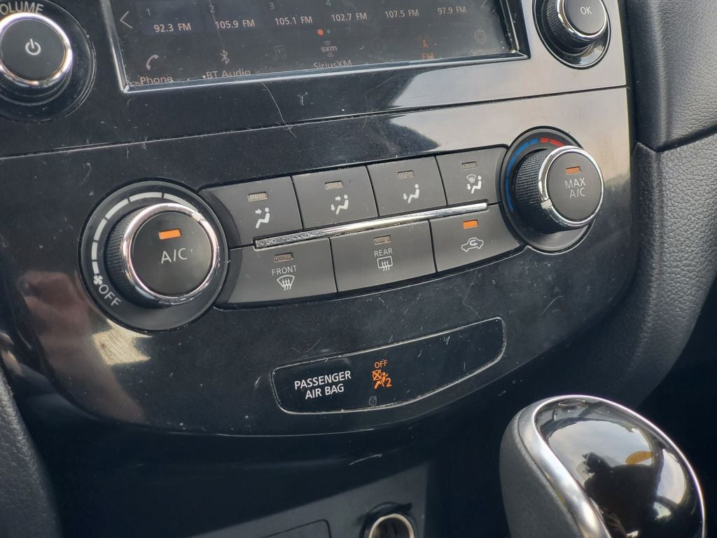 2019 Nissan Rogue S