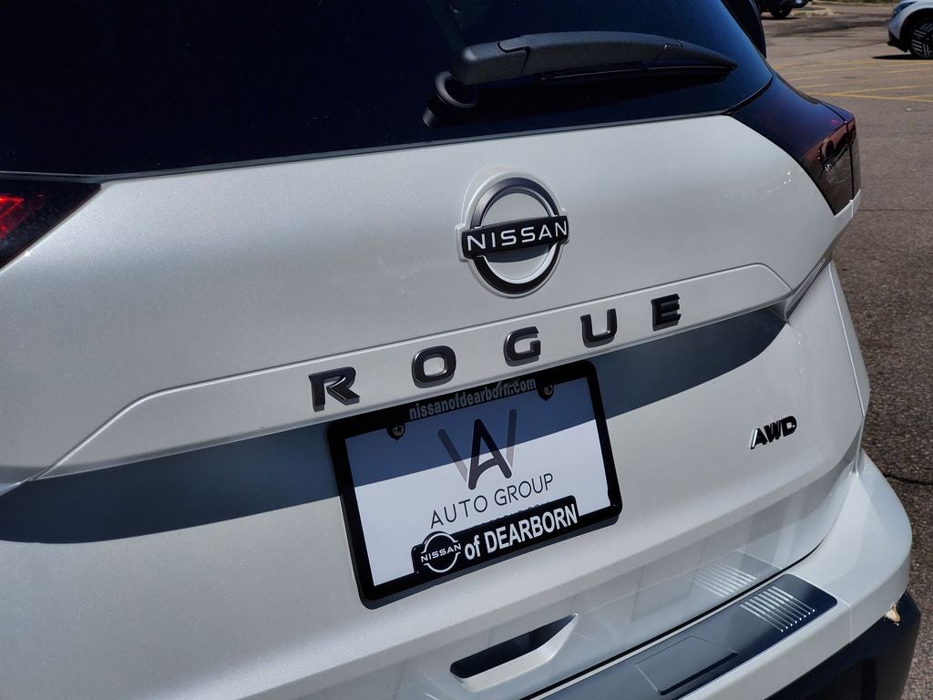 2026 Nissan Rogue SV