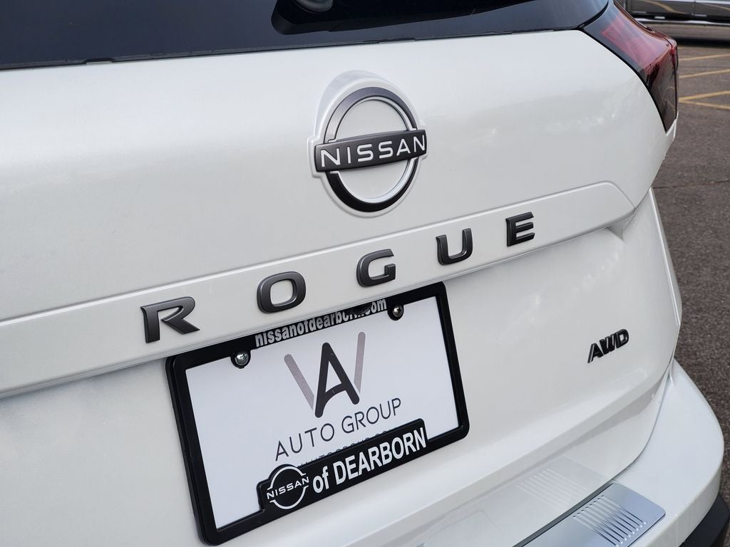 2026 Nissan Rogue SV