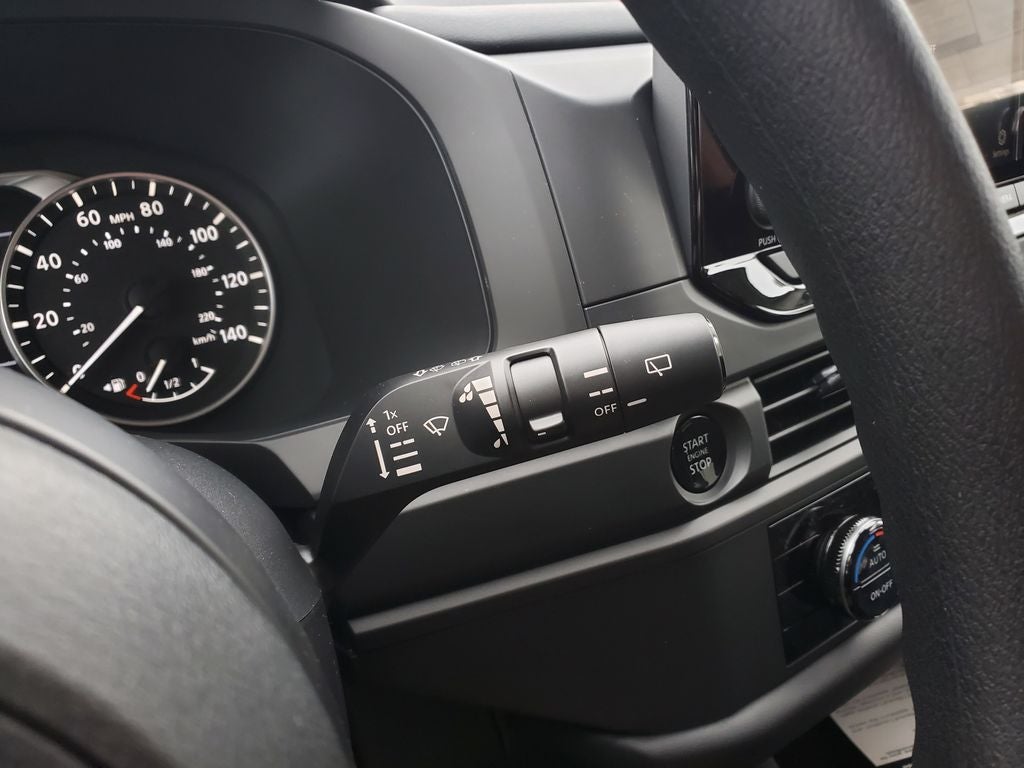 2025 Nissan Pathfinder S