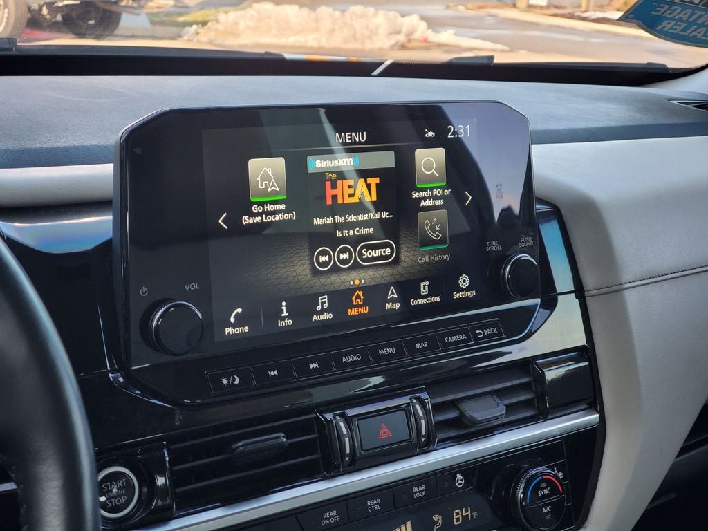 2023 Nissan Pathfinder SL