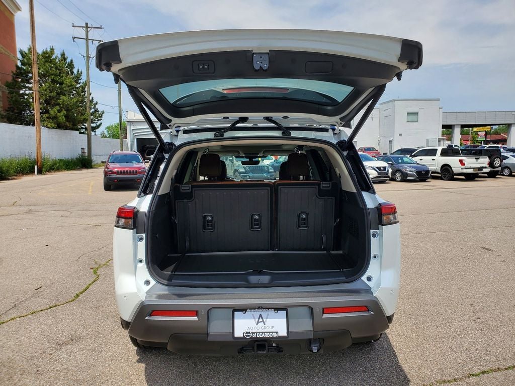 2026 Nissan Pathfinder Platinum