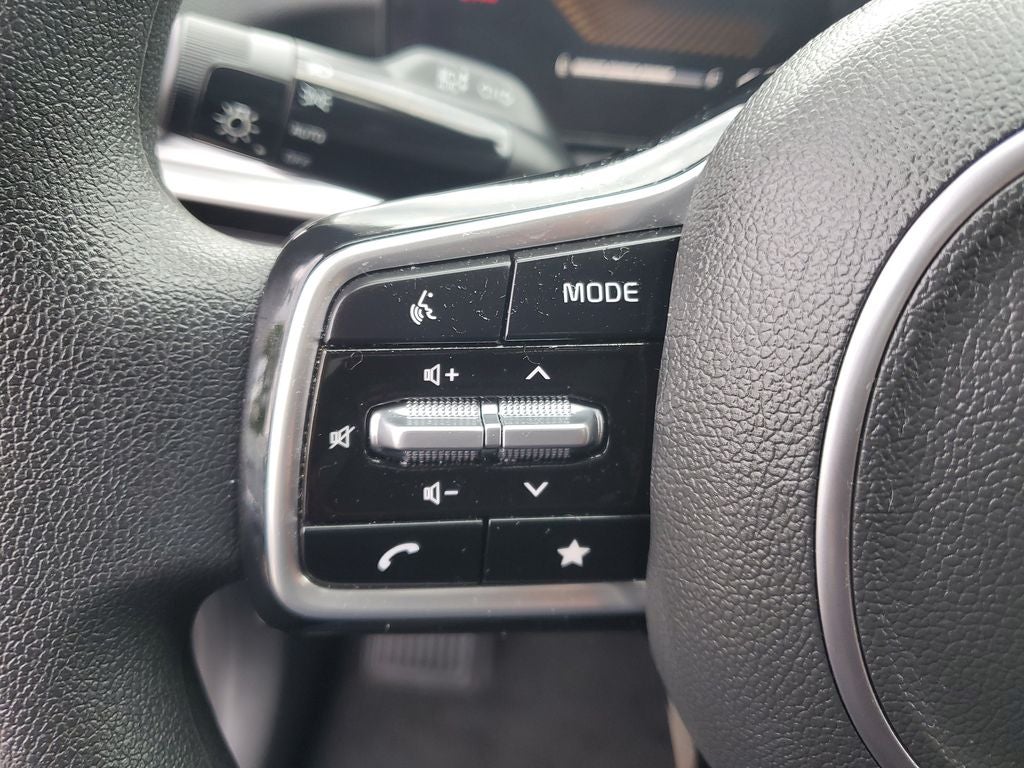 2025 Kia Sorento LX