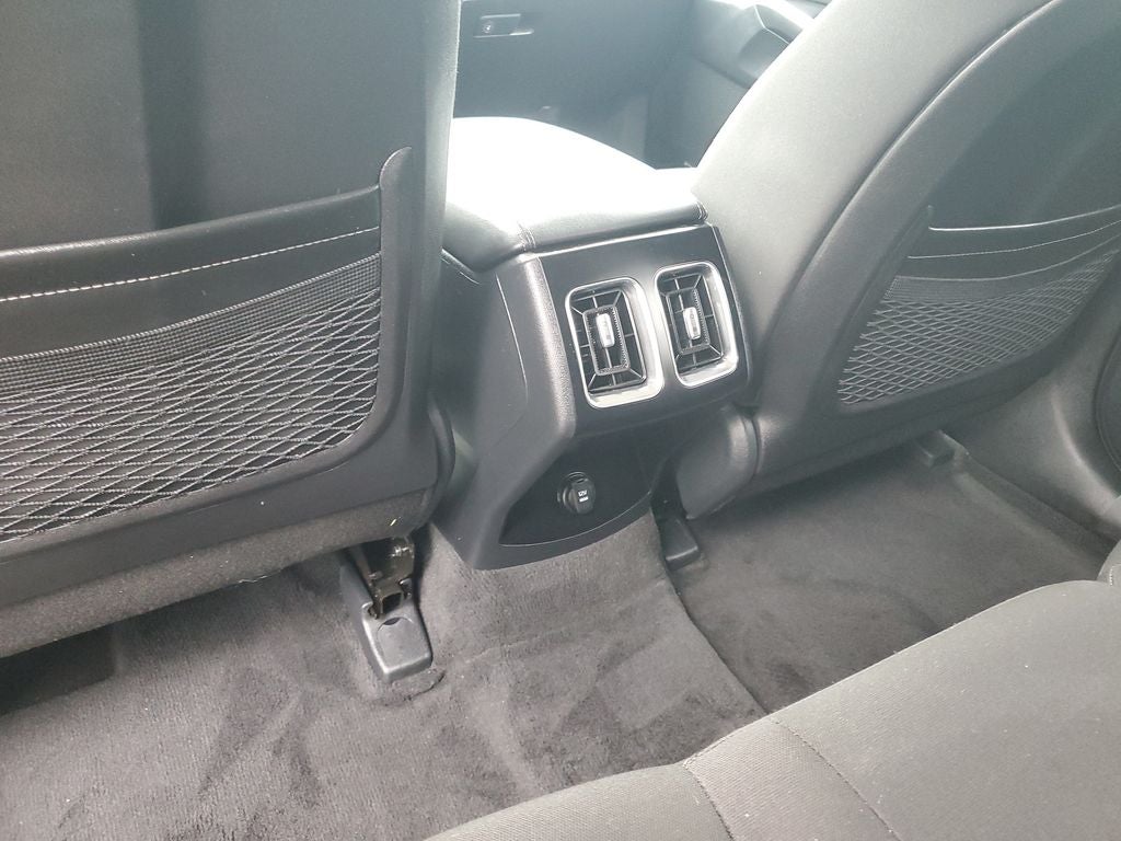 2025 Kia Sorento LX