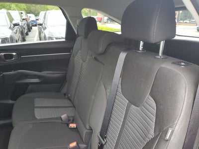 2025 Kia Sorento LX