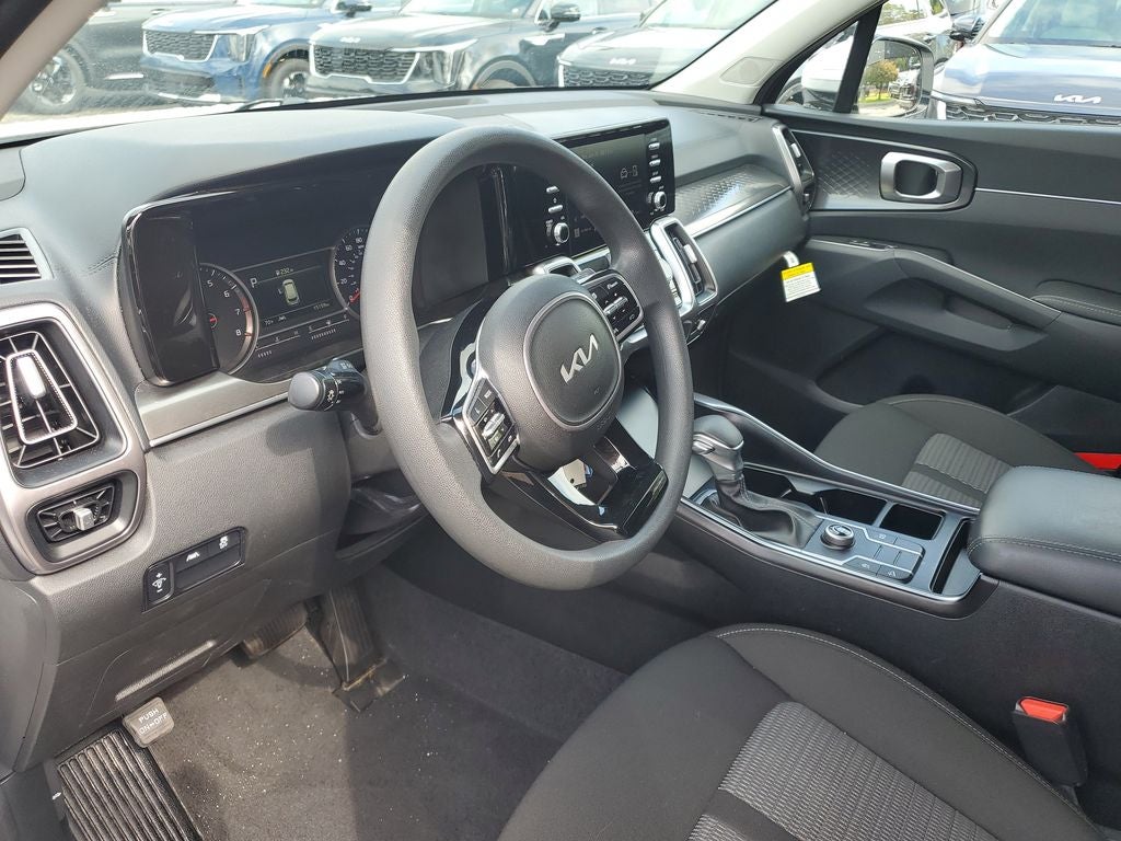 2023 Kia Sorento LX