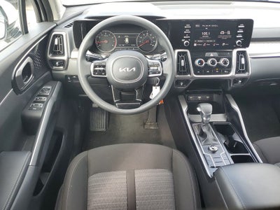 2023 Kia Sorento LX