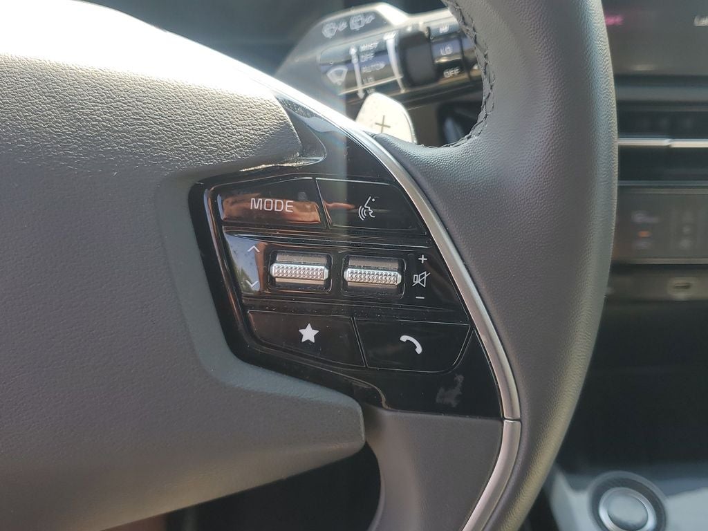 2023 Kia Niro EX