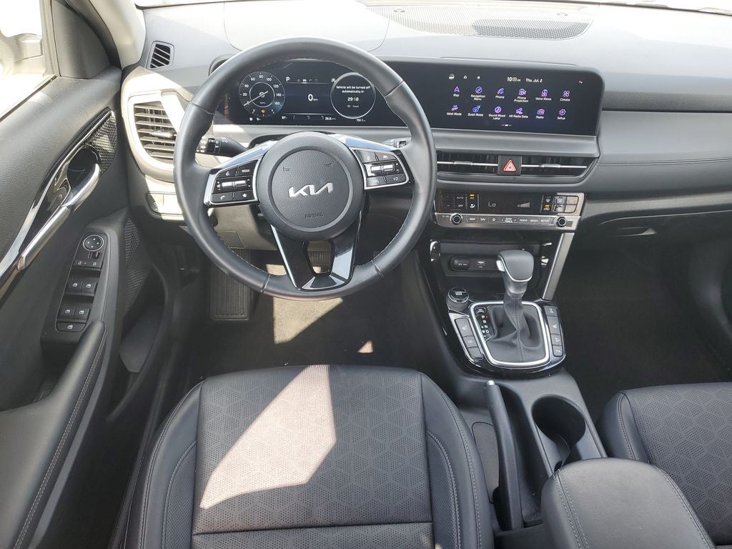2025 Kia Seltos EX
