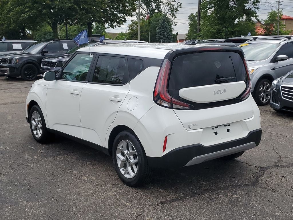 2025 Kia Soul LX