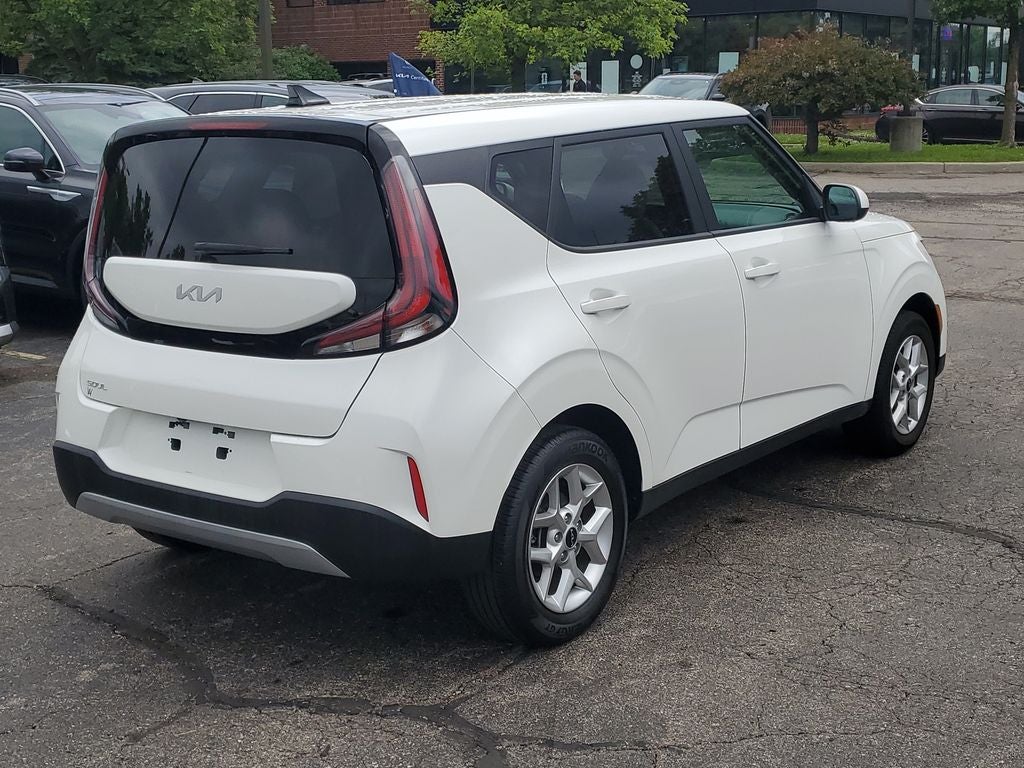 2025 Kia Soul LX
