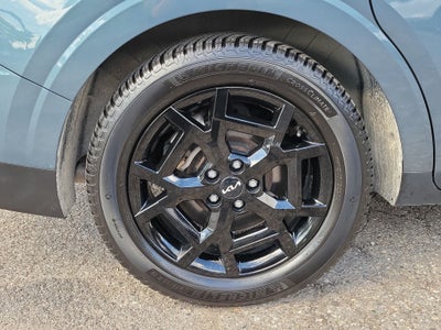 2025 Kia Carnival SX