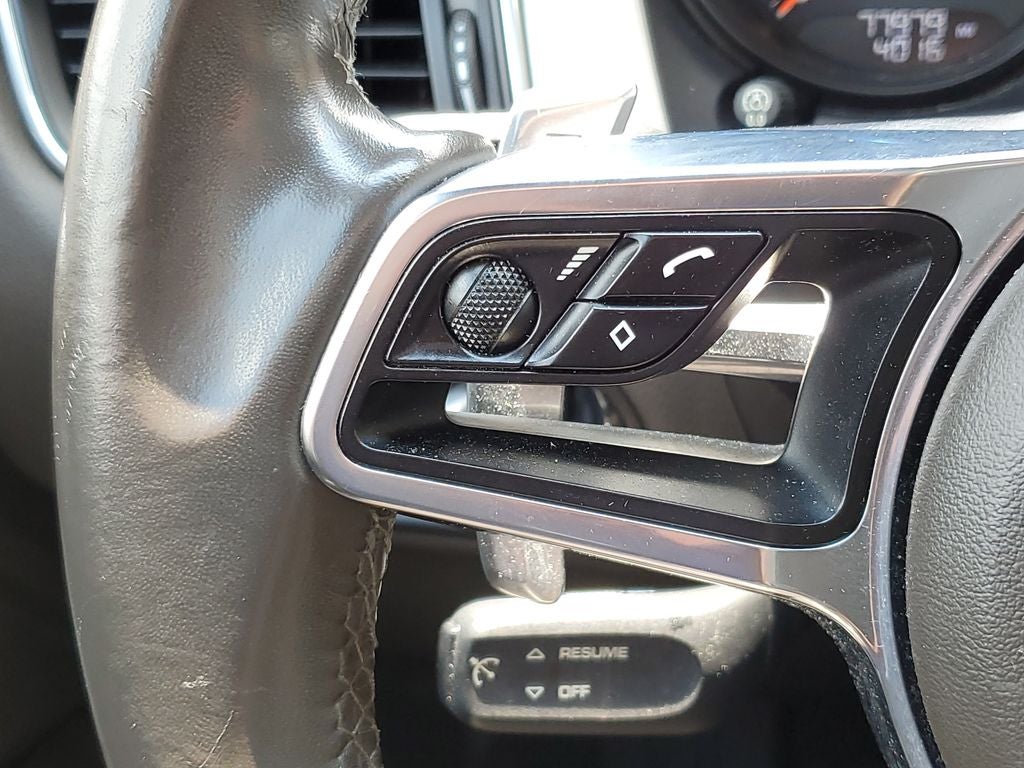 2016 Porsche Macan Turbo