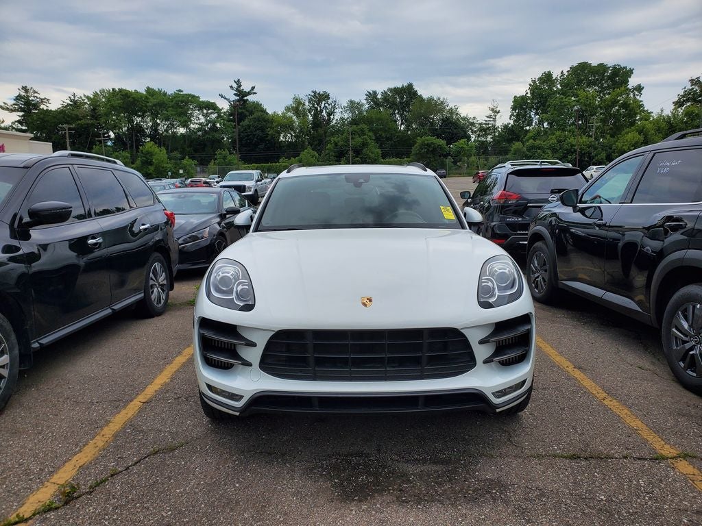2016 Porsche Macan Turbo