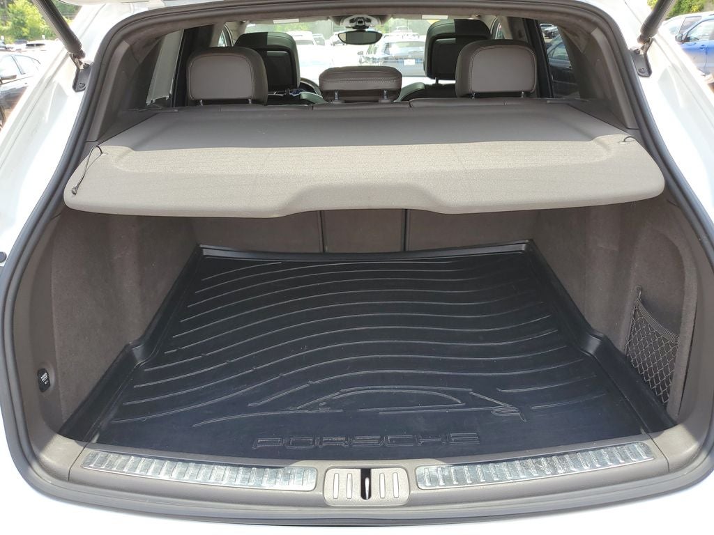2016 Porsche Macan Turbo