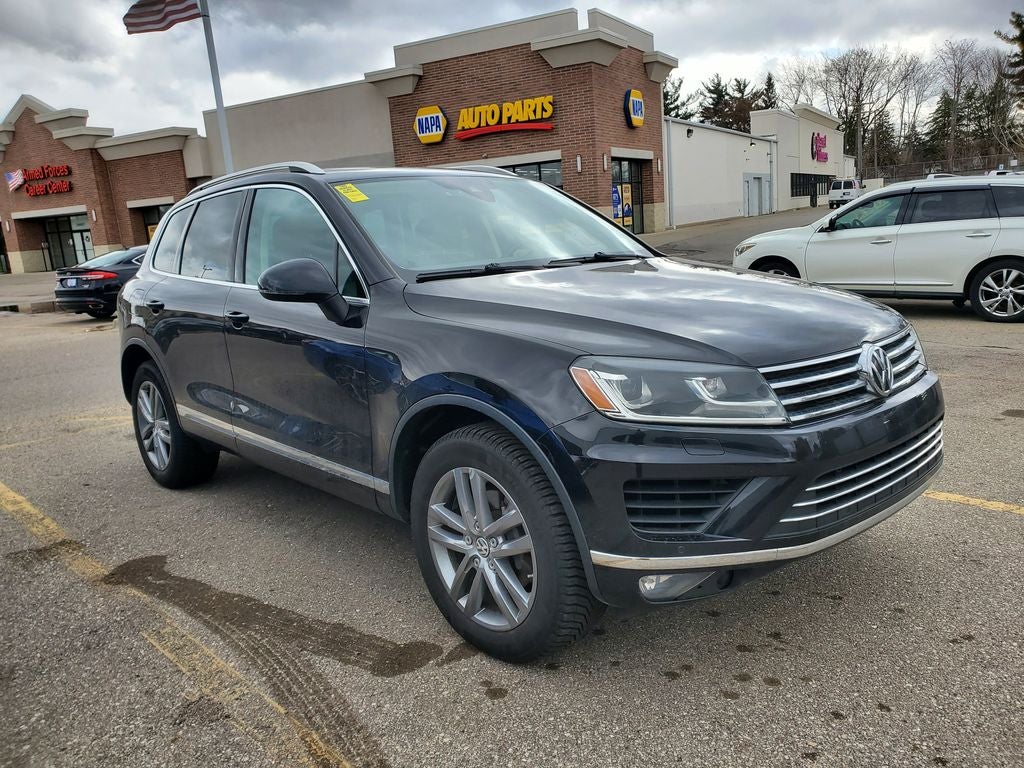 2016 Volkswagen Touareg Lux