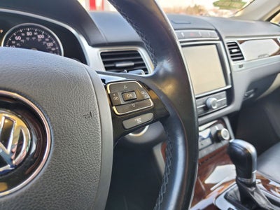2016 Volkswagen Touareg Lux