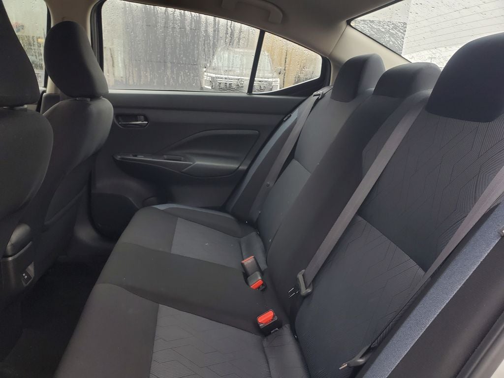 2023 Nissan Versa SV