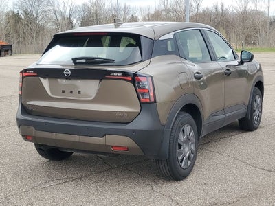 2025 Nissan Kicks S