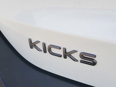 2025 Nissan Kicks SV