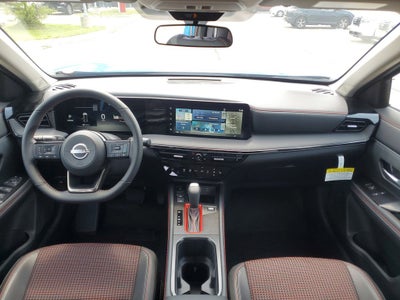 2025 Nissan Kicks SR