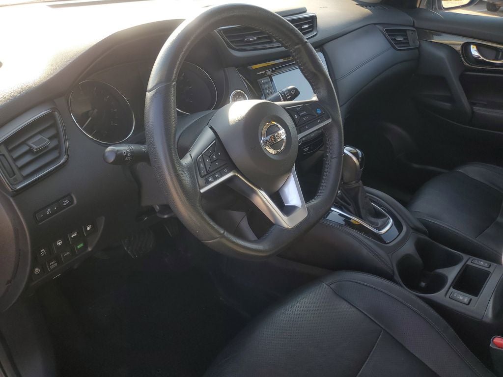 2020 Nissan Rogue SL