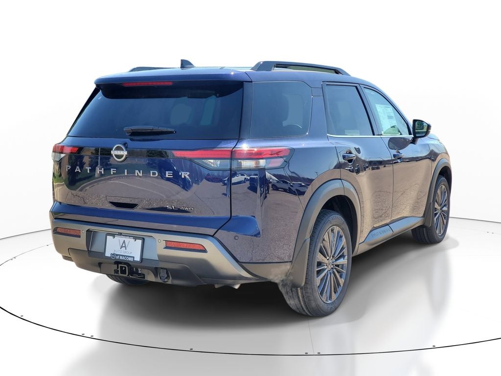 2026 Nissan Pathfinder SL