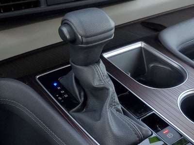 2023 Toyota Sienna LE